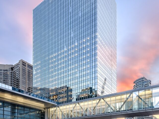 88 Queens Quay_Exterior_3