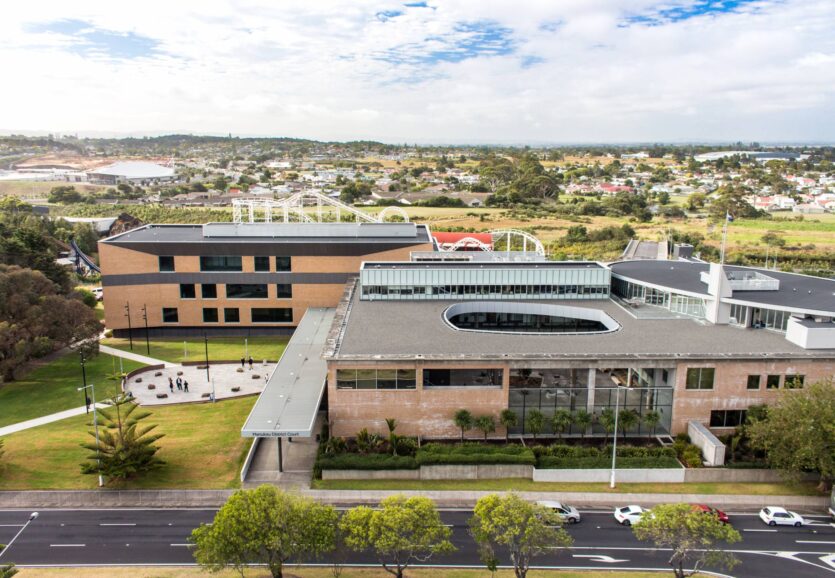 manukau court